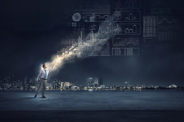 我国的礼仪主要有八礼四仪。